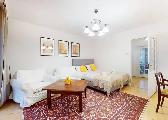 The Old Town Corner 2 Swietojerska *